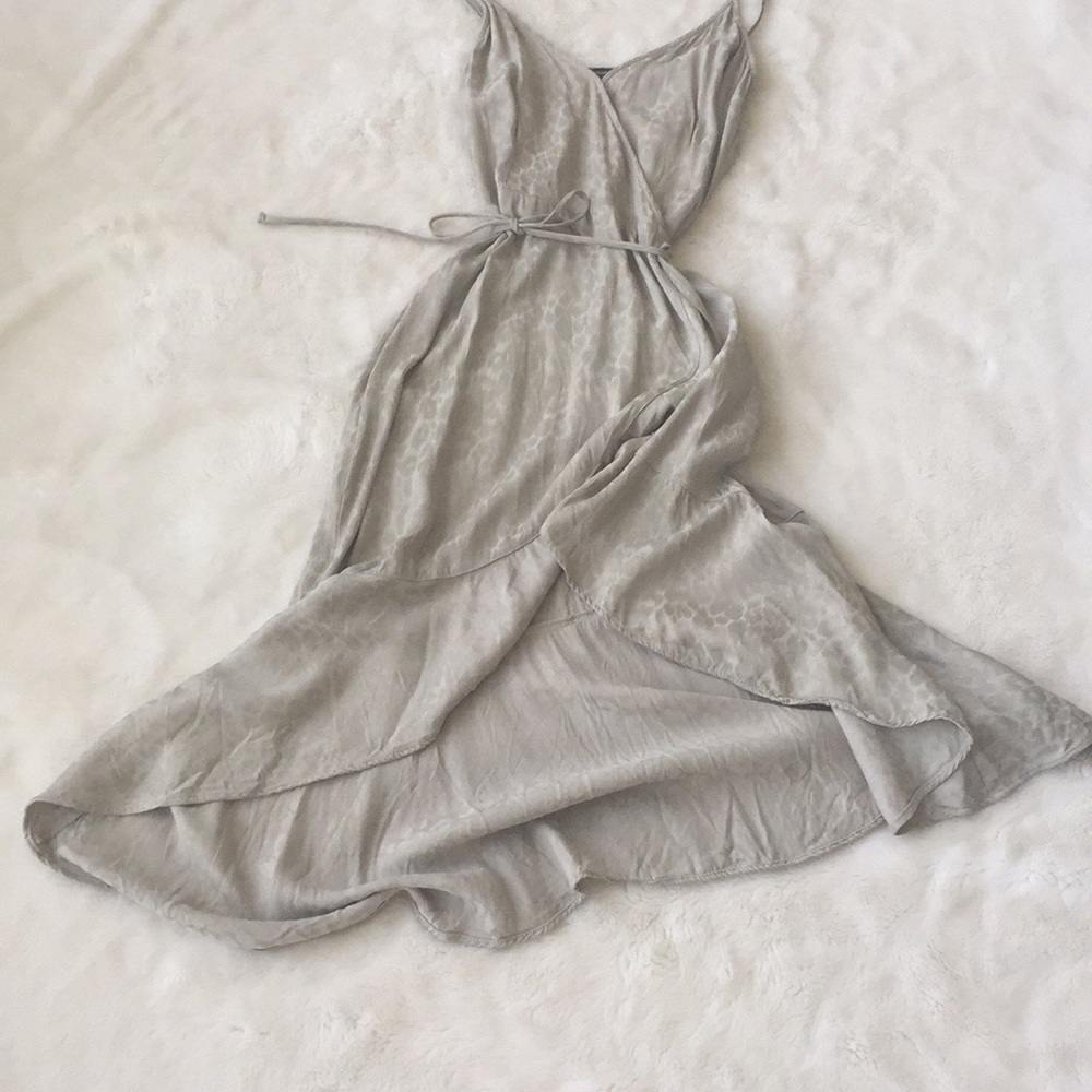 Abercrombie and Fitch wrap dress size medium